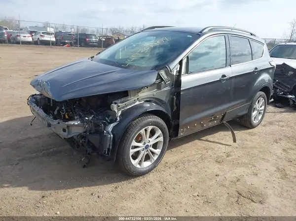 1FMCU0GD9HUD17656 2017 FORD ESCAPE - Image 2