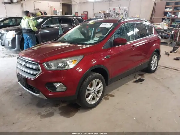 1FMCU0GD9HUD18077 2017 FORD ESCAPE - Image 2