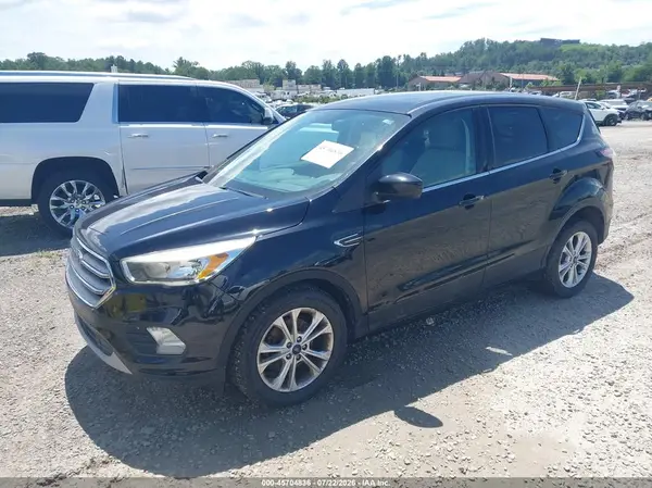 1FMCU0GD9HUD25997 2017 FORD ESCAPE - Image 2