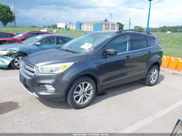 1FMCU0GD9HUD26535 2017 FORD ESCAPE - Image 2