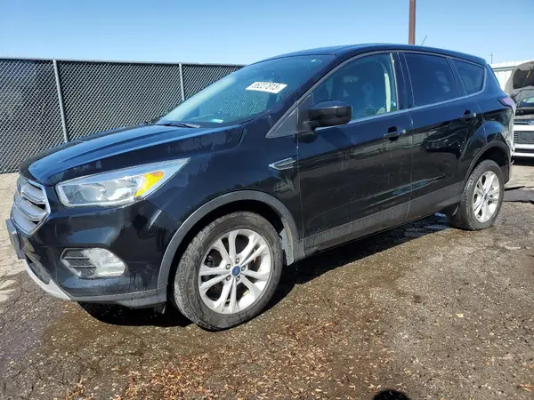1FMCU0GD9HUD45098 2017 FORD ESCAPE - Image 1