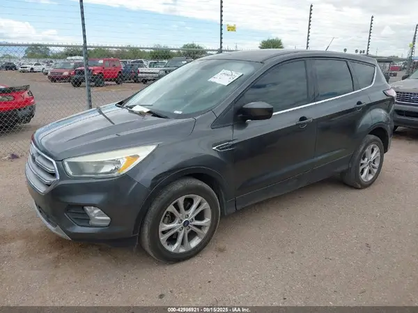 1FMCU0GD9HUD45179 2017 FORD ESCAPE - Image 2