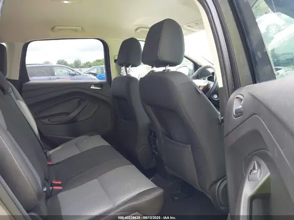 1FMCU0GD9HUD51760 2017 FORD ESCAPE - Image 8