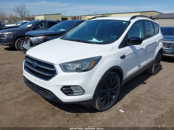 1FMCU0GD9HUD68719 2017 FORD ESCAPE - Image 2