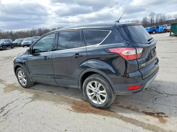 1FMCU0GD9HUD80675 2017 FORD ESCAPE - Image 2