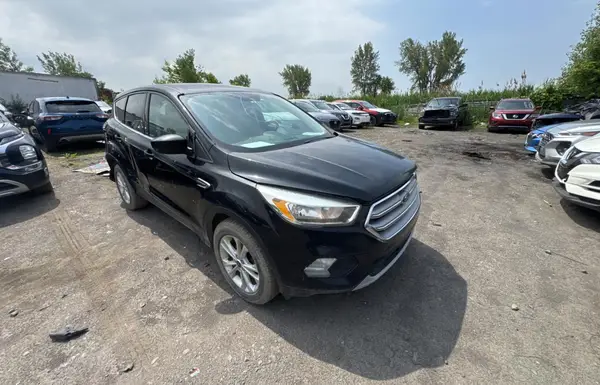 1FMCU0GD9HUD88792 2017 FORD ESCAPE - Image 1