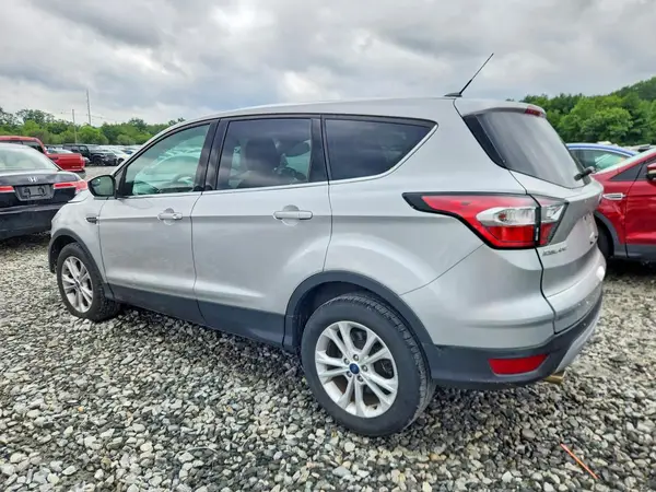 1FMCU0GD9HUD98674 2017 FORD ESCAPE - Image 2