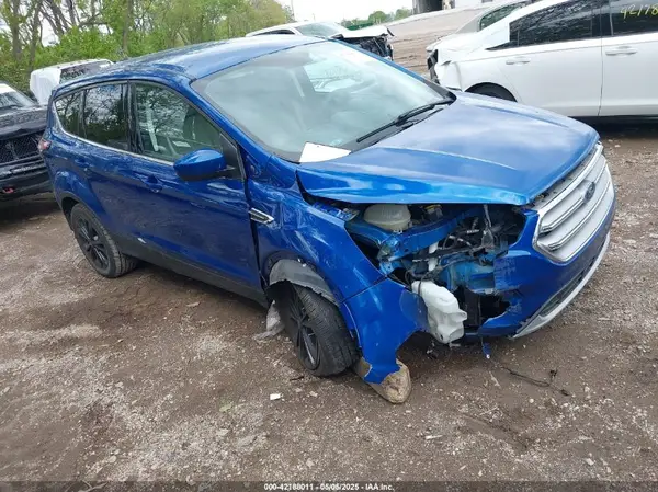 1FMCU0GD9HUE04490 2017 FORD ESCAPE - Image 1