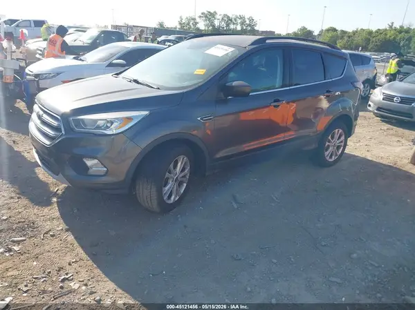 1FMCU0GD9HUE33598 2017 FORD ESCAPE - Image 2