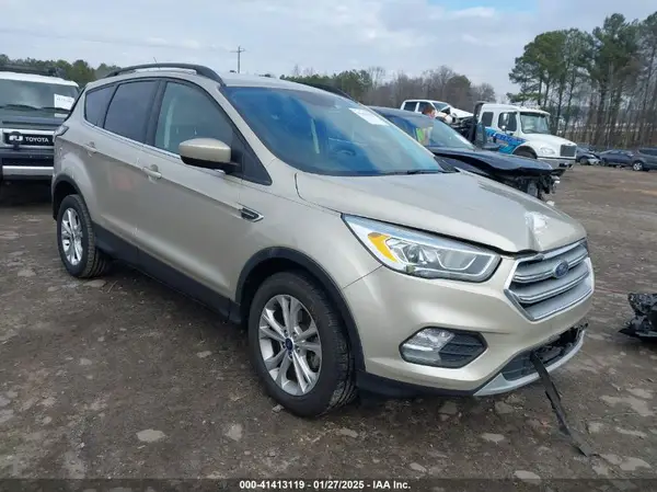 1FMCU0GD9HUE62938 2017 FORD ESCAPE - Image 1