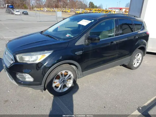 1FMCU0GD9JUA02328 2018 FORD ESCAPE - Image 2