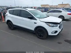 1FMCU0GD9JUA04709 2018 FORD ESCAPE