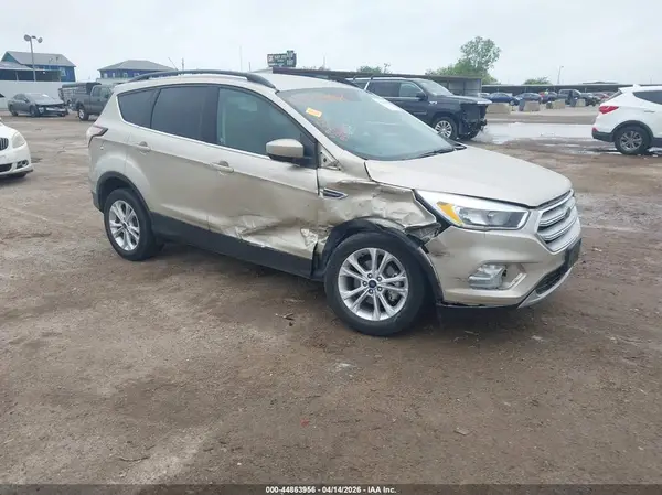 1FMCU0GD9JUA06931 2018 FORD ESCAPE - Image 1
