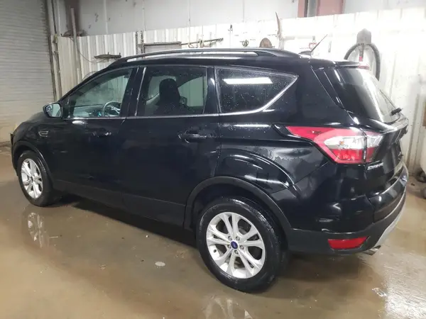 1FMCU0GD9JUA40142 2018 FORD ESCAPE - Image 2