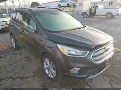 1FMCU0GD9JUA43087 2018 FORD ESCAPE