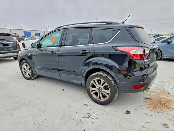 1FMCU0GD9JUA63792 2018 FORD ESCAPE - Image 2