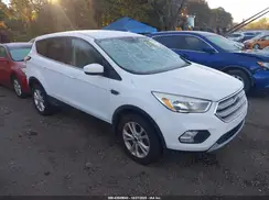 1FMCU0GD9JUA75201 2018 FORD ESCAPE
