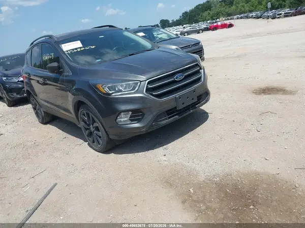 1FMCU0GD9JUA97344 2018 FORD ESCAPE - Image 1