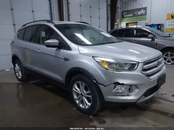 1FMCU0GD9JUA97795 2018 FORD ESCAPE - Image 1