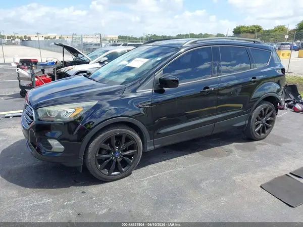 1FMCU0GD9JUB04633 2018 FORD ESCAPE - Image 2
