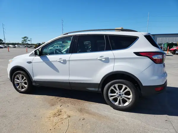1FMCU0GD9JUB15714 2018 FORD ESCAPE - Image 2
