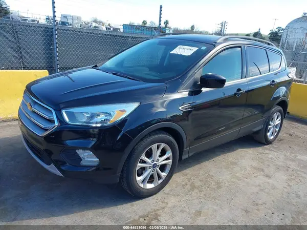 1FMCU0GD9JUB39947 2018 FORD ESCAPE - Image 2