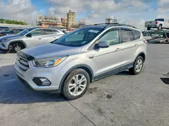 1FMCU0GD9JUB45764 2018 FORD ESCAPE
