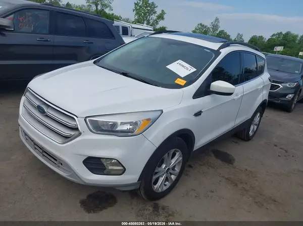 1FMCU0GD9JUB61771 2018 FORD ESCAPE - Image 2
