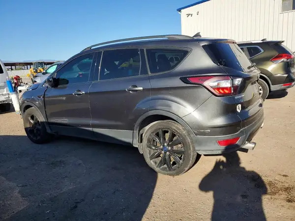 1FMCU0GD9JUC06708 2018 FORD ESCAPE - Image 2