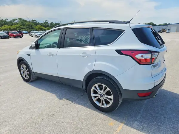 1FMCU0GD9JUC07454 2018 FORD ESCAPE - Image 2