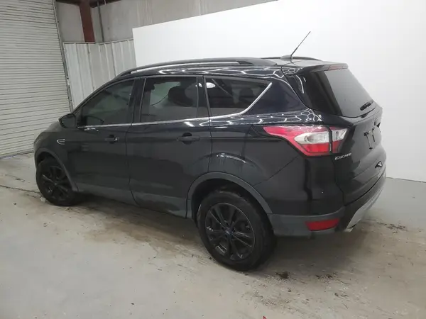1FMCU0GD9JUC10886 2018 FORD ESCAPE - Image 2