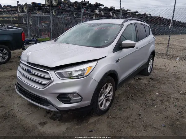 1FMCU0GD9JUC11276 2018 FORD ESCAPE - Image 2