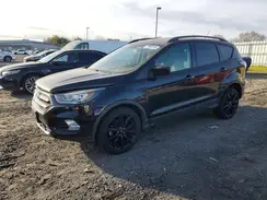 1FMCU0GD9JUC19393 2018 FORD ESCAPE