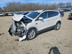 1FMCU0GD9JUC35917 2018 FORD ESCAPE