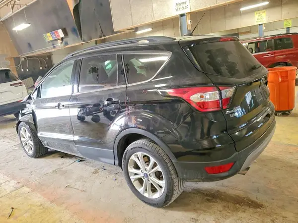 1FMCU0GD9JUC40843 2018 FORD ESCAPE - Image 2