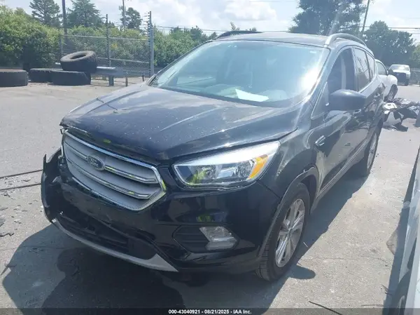 1FMCU0GD9JUC56556 2018 FORD ESCAPE - Image 2