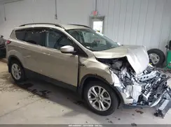 1FMCU0GD9JUC60137 2018 FORD ESCAPE