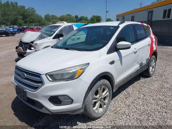 1FMCU0GD9JUC80727 2018 FORD ESCAPE - Image 2