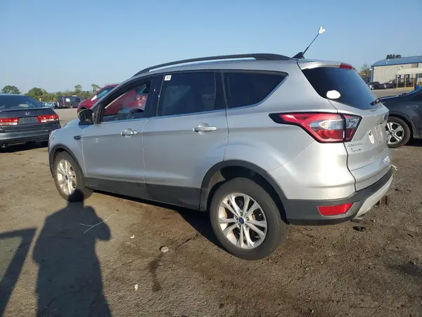 1FMCU0GD9JUD00670 2018 FORD ESCAPE - Image 2
