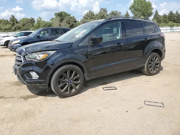 1FMCU0GD9JUD01253 2018 FORD ESCAPE - Image 1