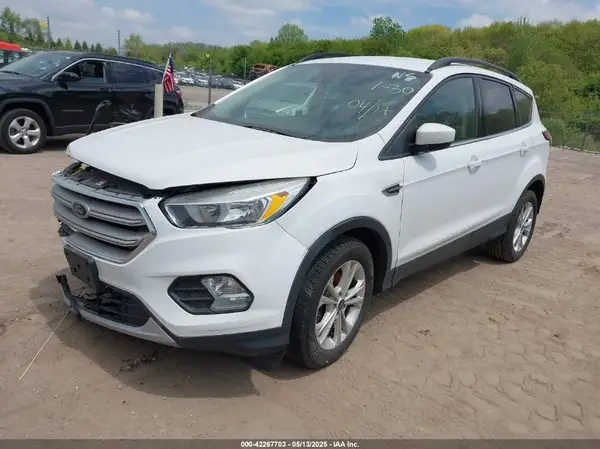 1FMCU0GD9JUD07263 2018 FORD ESCAPE - Image 2