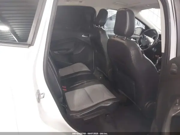 1FMCU0GD9JUD19882 2018 FORD ESCAPE - Image 8