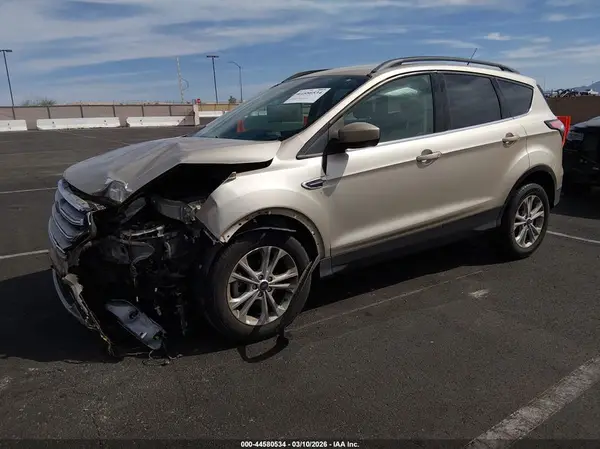 1FMCU0GD9JUD20501 2018 FORD ESCAPE - Image 2