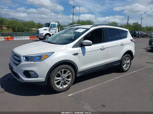 1FMCU0GD9JUD29831 2018 FORD ESCAPE - Image 2