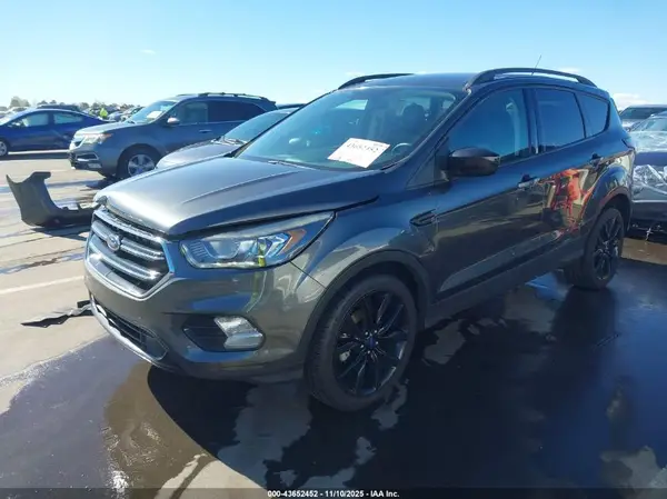 1FMCU0GD9JUD33846 2018 FORD ESCAPE - Image 2