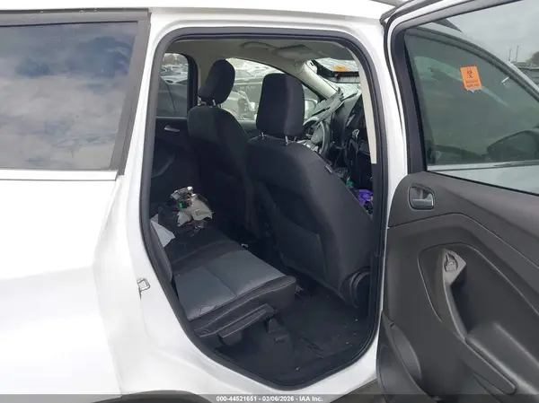 1FMCU0GD9JUD36827 2018 FORD ESCAPE - Image 8