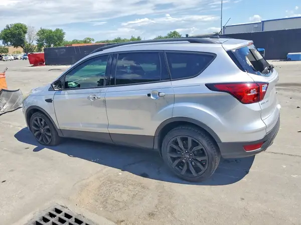 1FMCU0GD9KUA07563 2019 FORD ESCAPE - Image 2