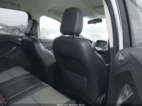 1FMCU0GD9KUA16487 2019 FORD ESCAPE - Image 8