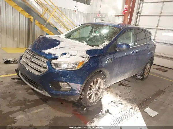 1FMCU0GD9KUA33094 2019 FORD ESCAPE - Image 2