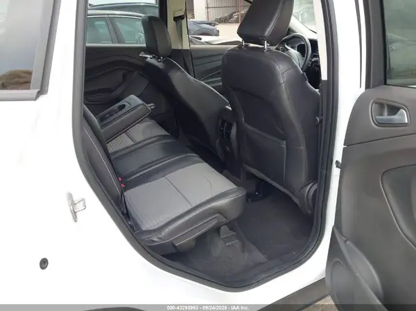1FMCU0GD9KUA34343 2019 FORD ESCAPE - Image 8